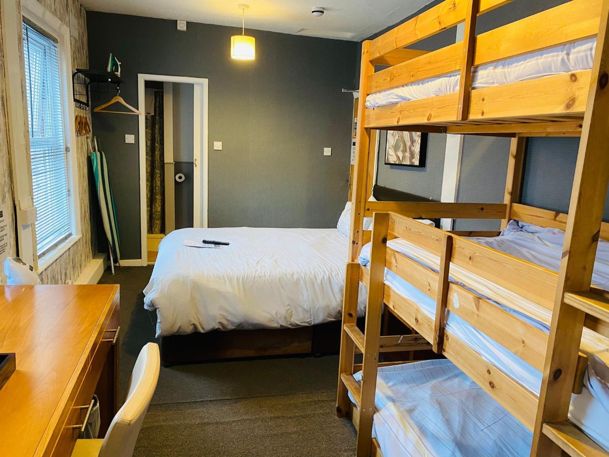 Hotel Bromptons Blackpool Habitación foto
